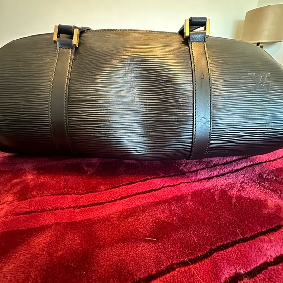 Genuine black Louis Vuitton!!! make me an offer - Picture 3 of 3